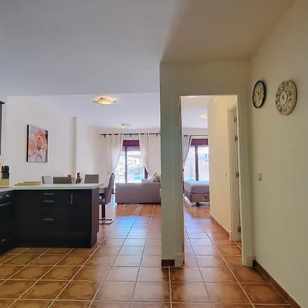 Apartamento Piscina Y Sol En Planta Baja Estepona